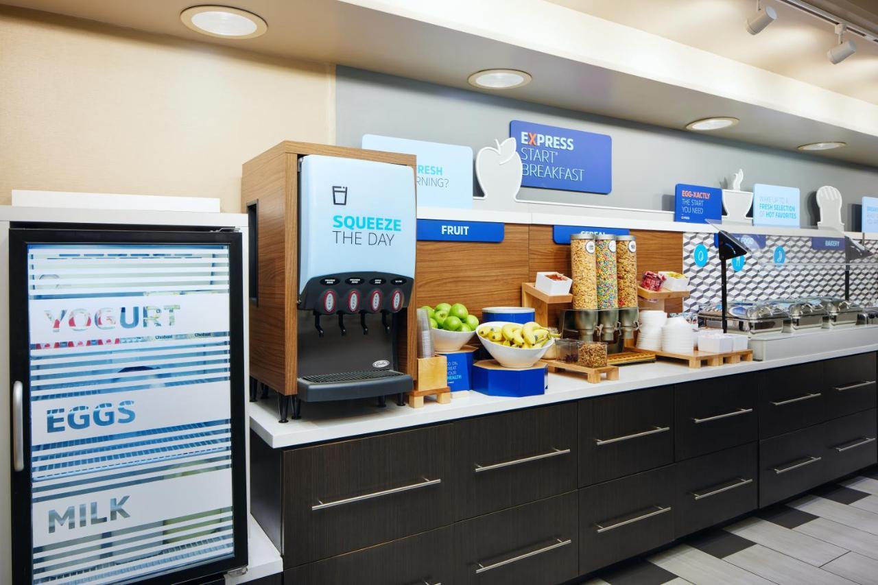 Holiday Inn Express & Suites Jacksonville South East - Medical Center Area By Ihg Esterno foto