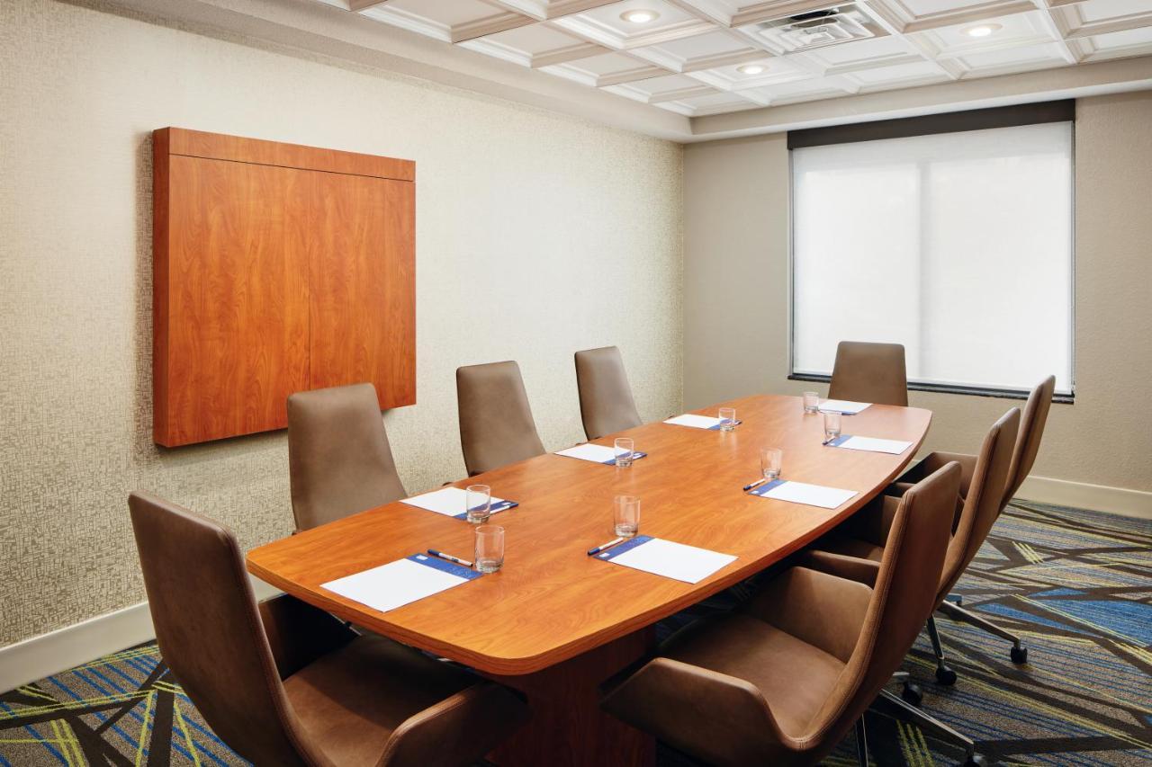 Holiday Inn Express & Suites Jacksonville South East - Medical Center Area By Ihg Esterno foto