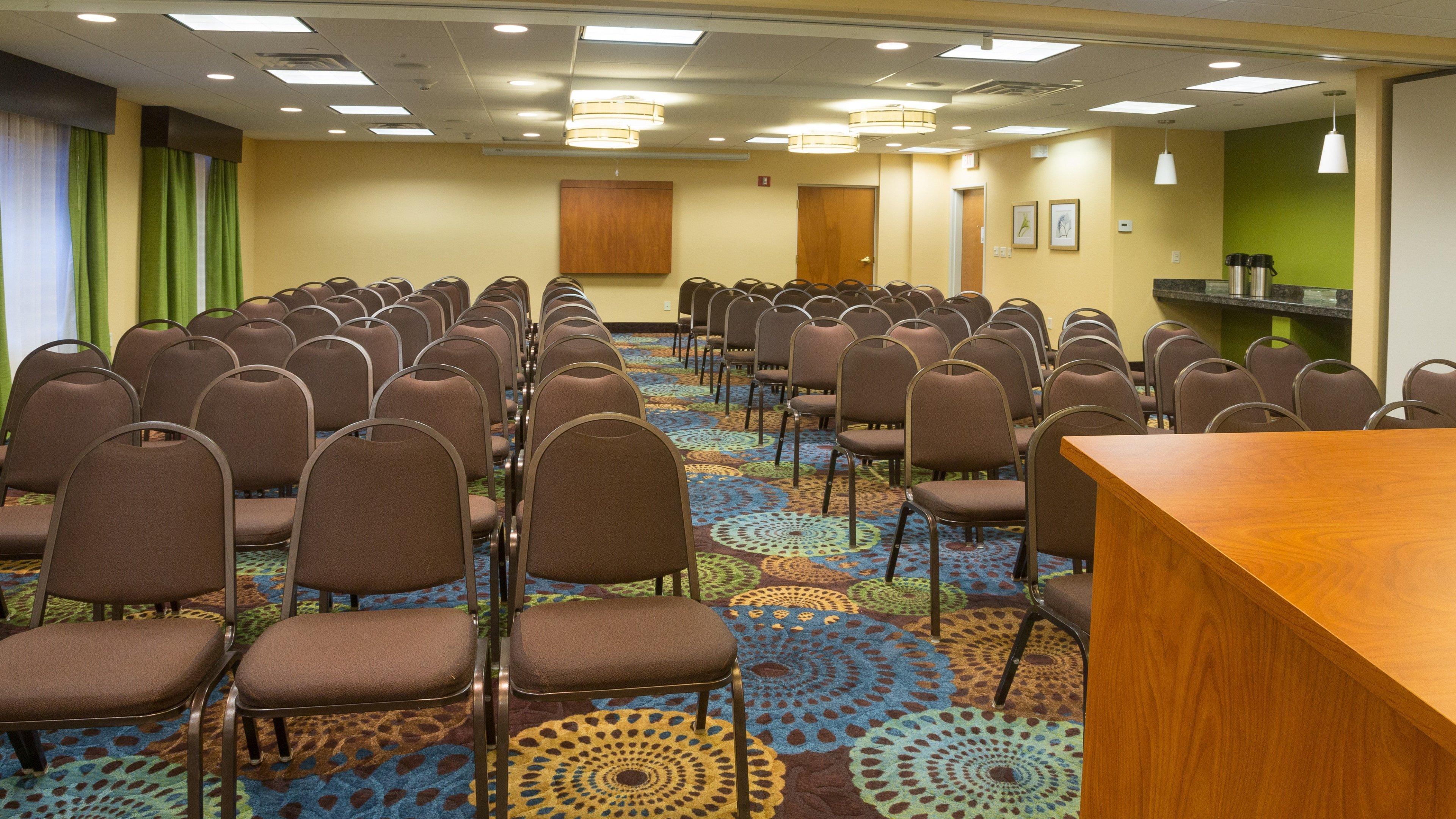 Holiday Inn Express & Suites Jacksonville South East - Medical Center Area By Ihg Esterno foto